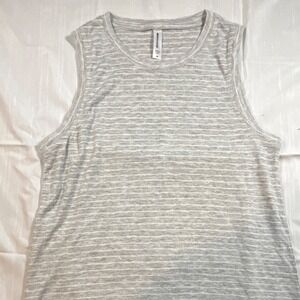 Athleta Gray White Striped Lightweight Sleeveless Tank Top Women's Size M